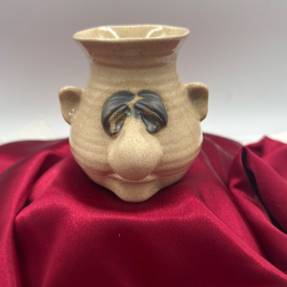 Vintage Peter Petrie " Snot A Mug " Egg Separator Pottery. Signed